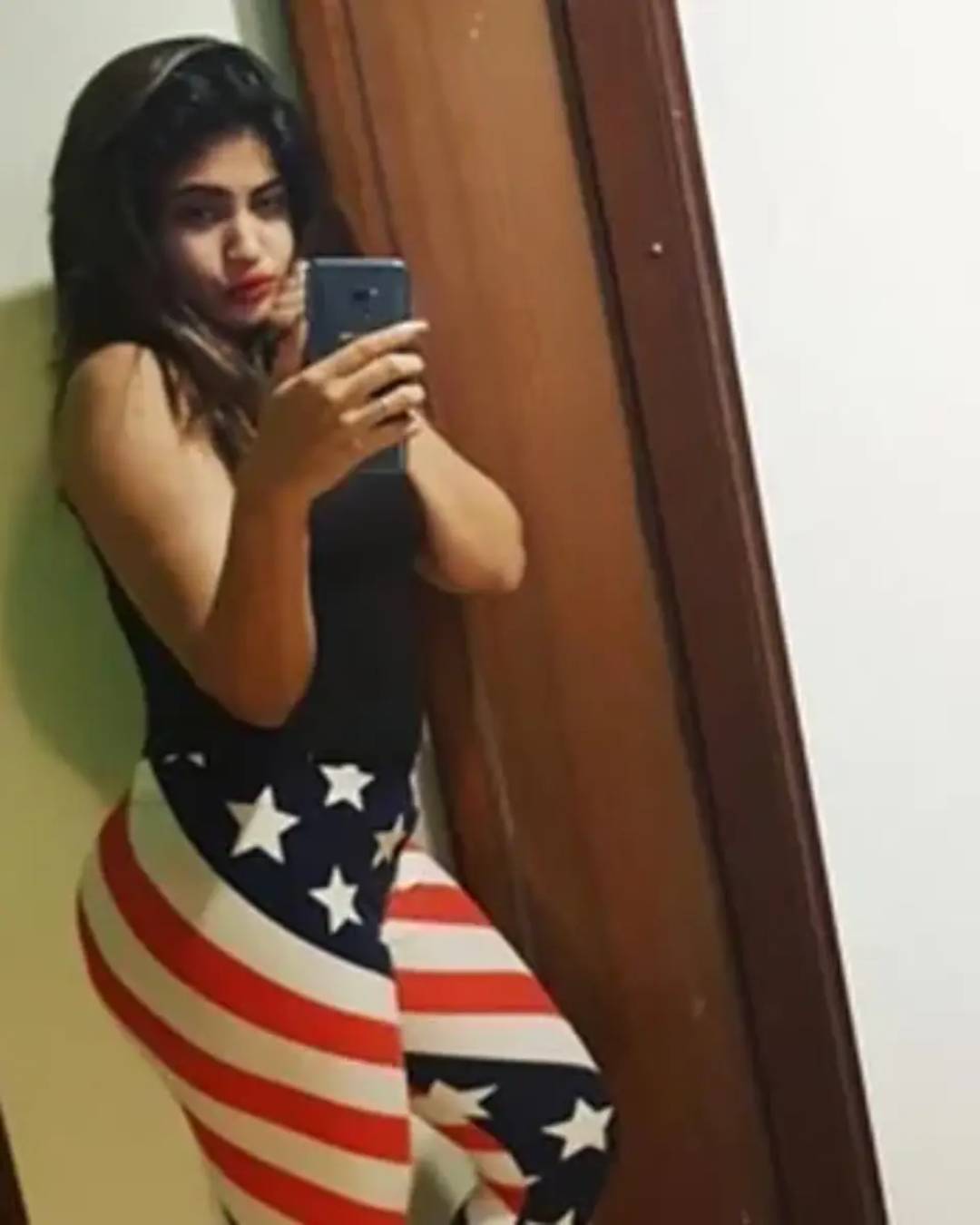 female call girl in Kalkaji